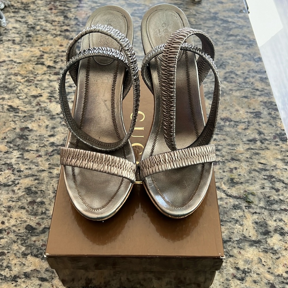 Gucci sandals